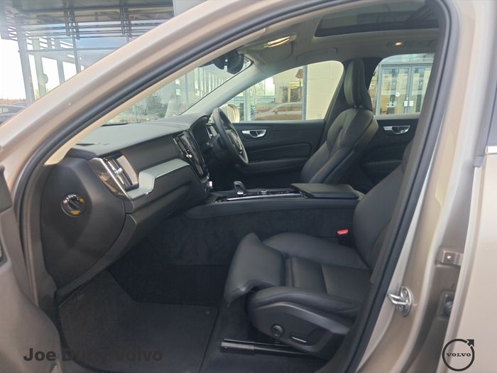 Volvo XC60 2024