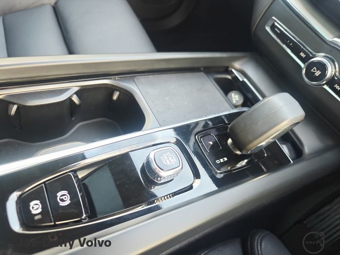 Volvo XC60 2024