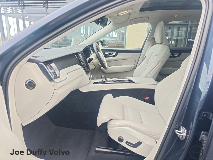 Volvo XC60 2023