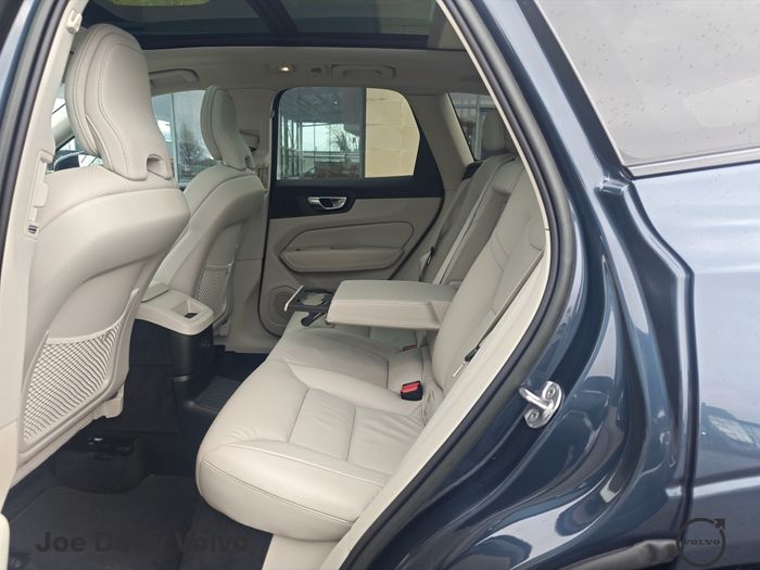 Volvo XC60 2023