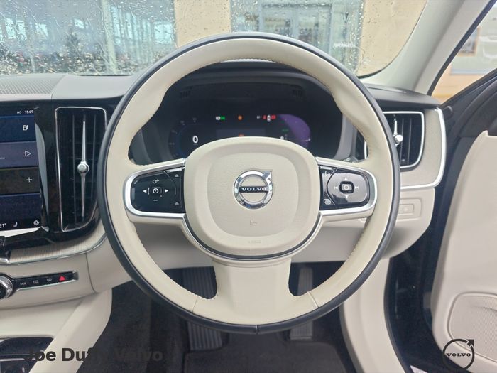 Volvo XC60 2023