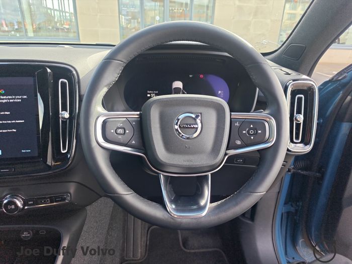 Volvo C40 2024