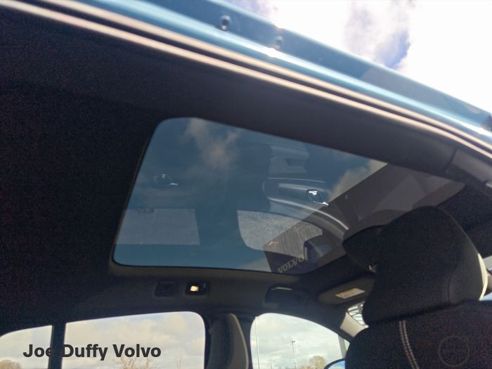 Volvo C40 2024