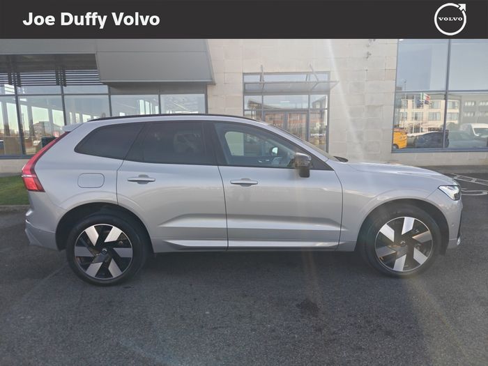 Volvo XC60 2025