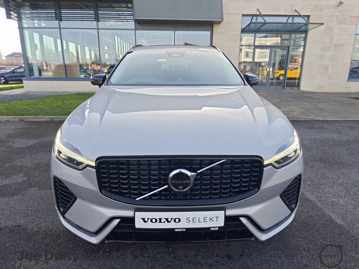 Volvo XC60 2025