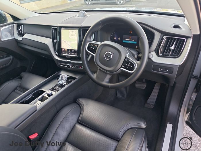 Volvo XC60 2025
