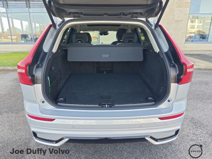 Volvo XC60 2025