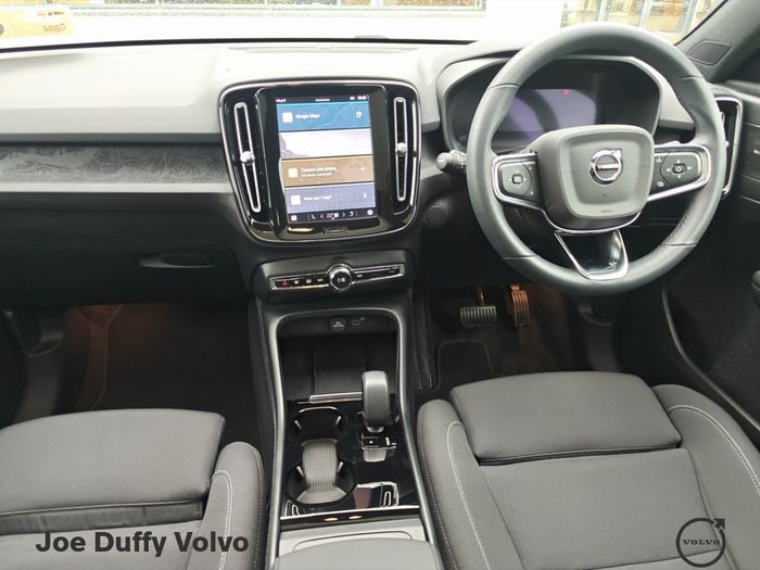 Volvo C40 2022