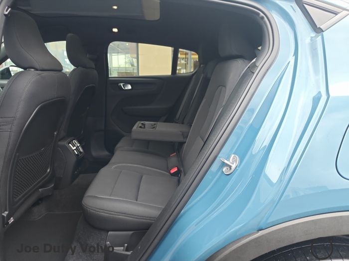 Volvo C40 2022