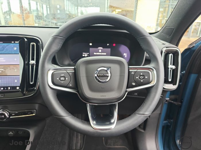 Volvo C40 2022