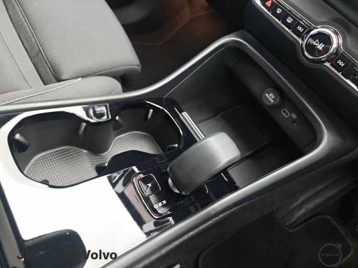Volvo C40 2022