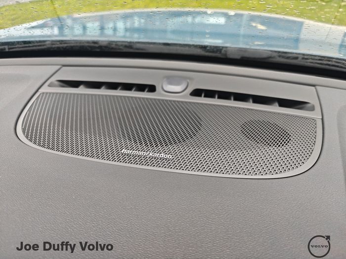 Volvo C40 2022