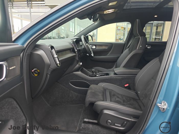 Volvo XC40 2023
