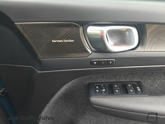 Volvo XC40 2023