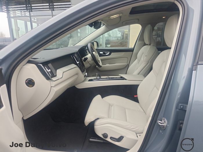 Volvo XC60 2024