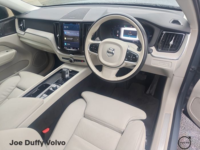 Volvo XC60 2024