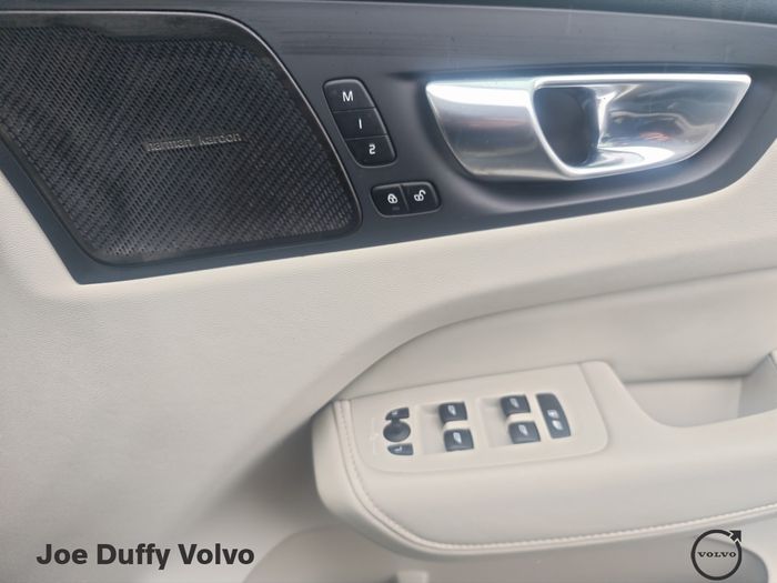 Volvo XC60 2024