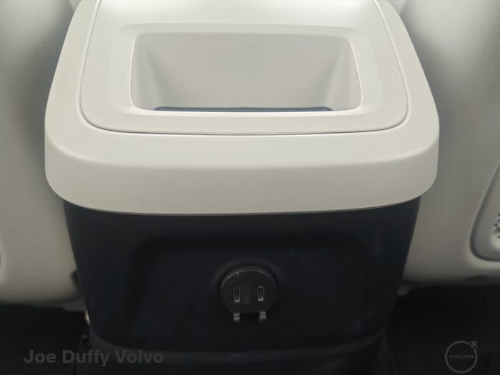 Volvo XC60 2024
