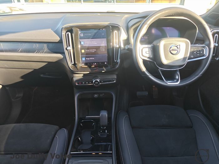Volvo XC40 2023