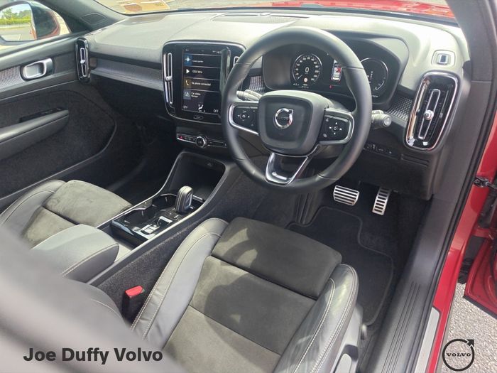 Volvo XC40 2022