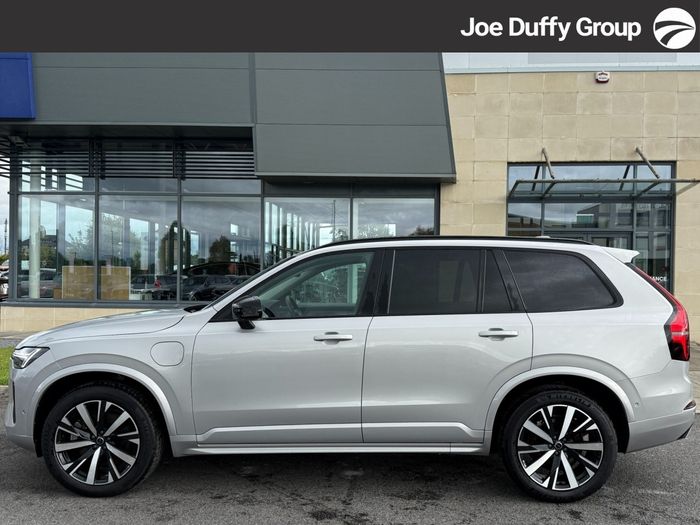 Volvo XC90 2025