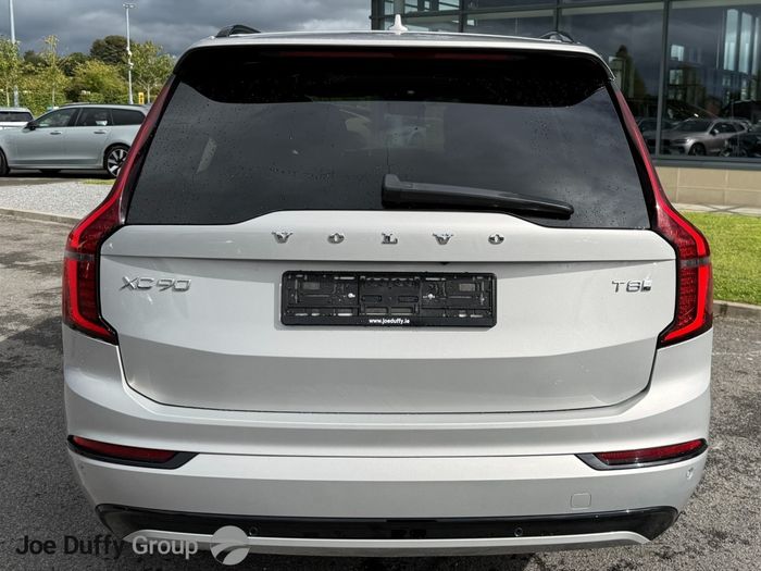 Volvo XC90 2025