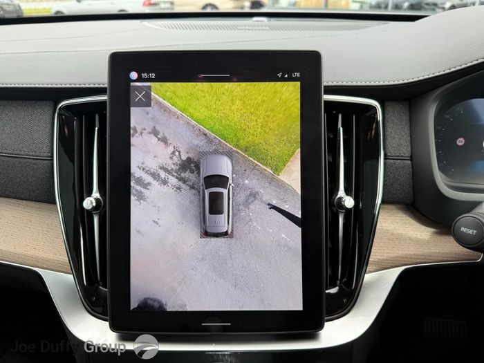 Volvo XC90 2025