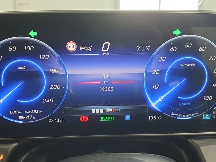 Mercedes-Benz EQS 2023