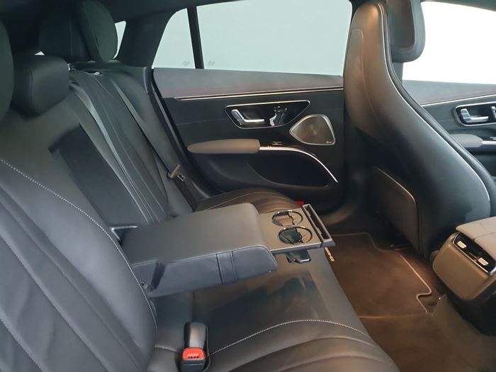 Mercedes-Benz EQS 2023