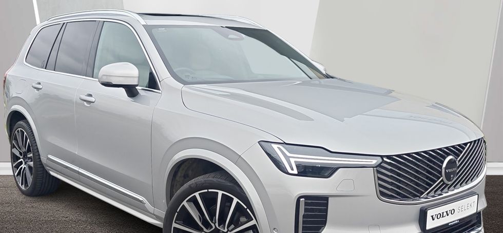 Volvo XC90 2025