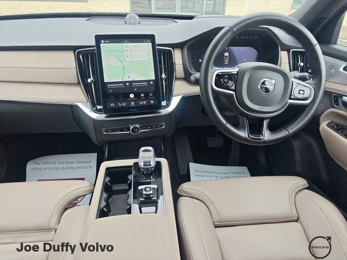 Volvo XC90 2025