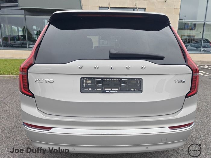 Volvo XC90 2025
