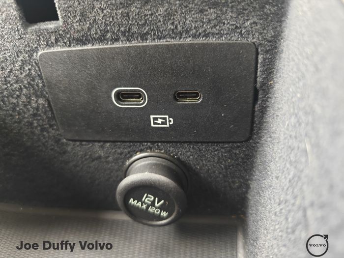 Volvo XC90 2025