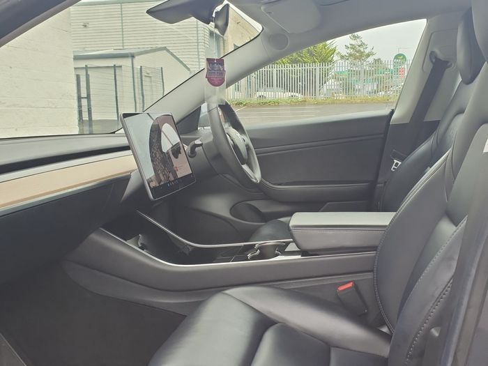 Tesla Model 3 2019