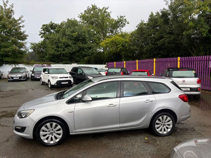 Opel Astra 2014
