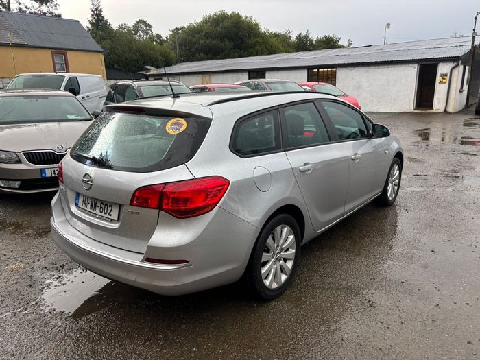 Opel Astra 2014