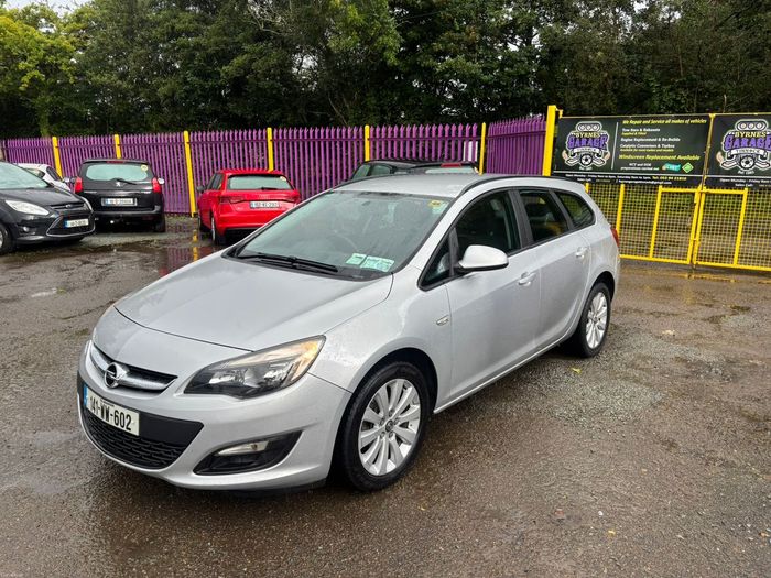 Opel Astra 2014