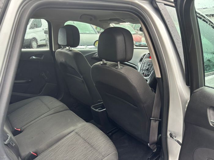 Opel Astra 2014