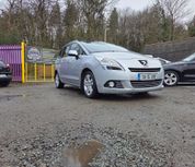 Peugeot 5008 2013
