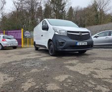 Opel Vivaro 2016