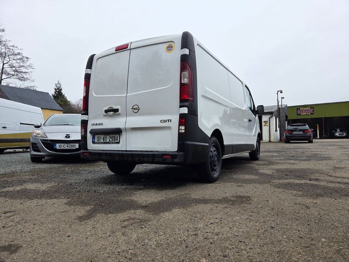 Opel Vivaro 2016