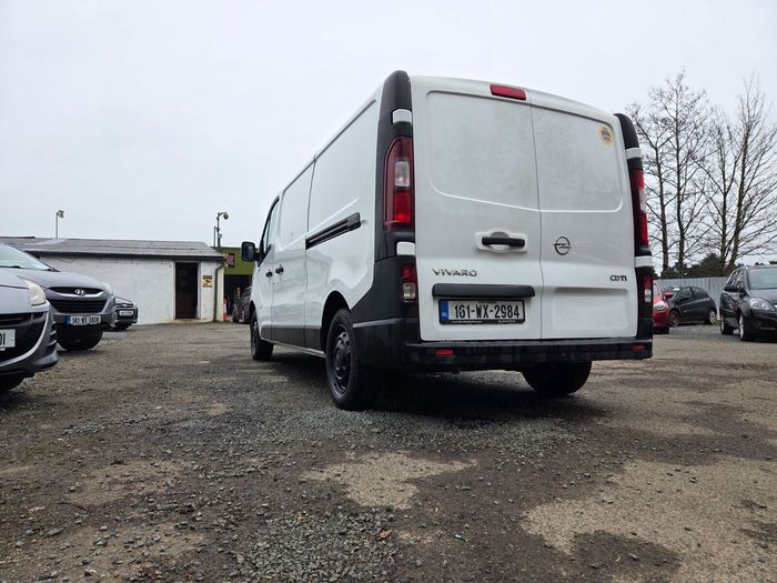 Opel Vivaro 2016