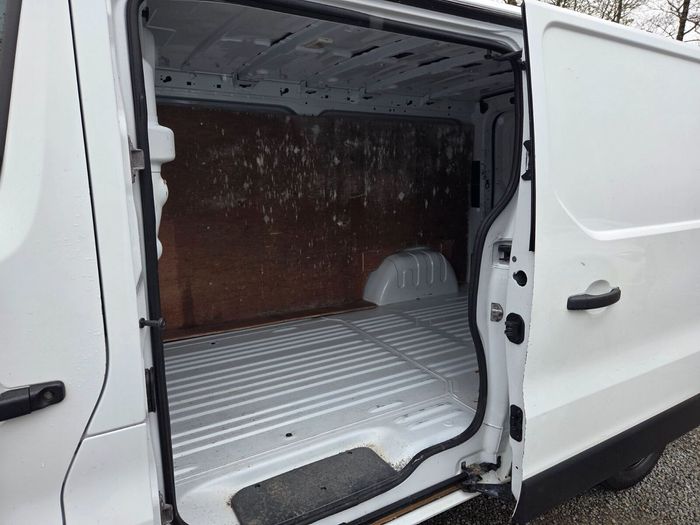 Opel Vivaro 2016