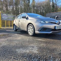 Toyota Auris 2015