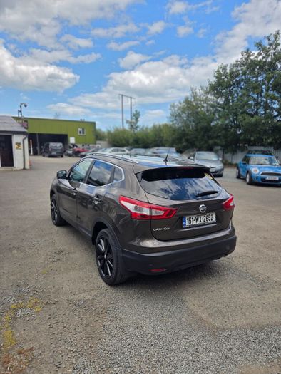 Nissan QASHQAI 2015