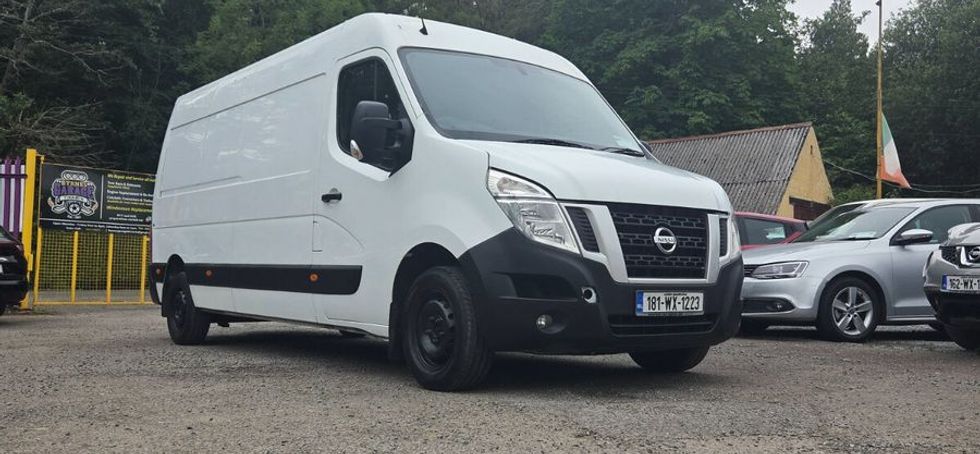 Nissan NV400 2018