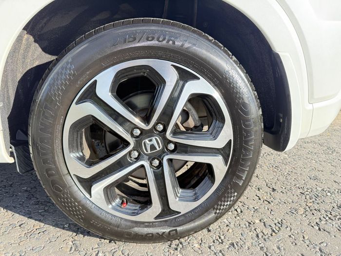 Honda Vezel 2015