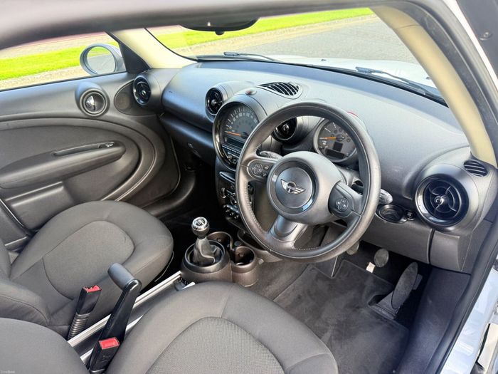 MINI COUNTRYMAN 2016