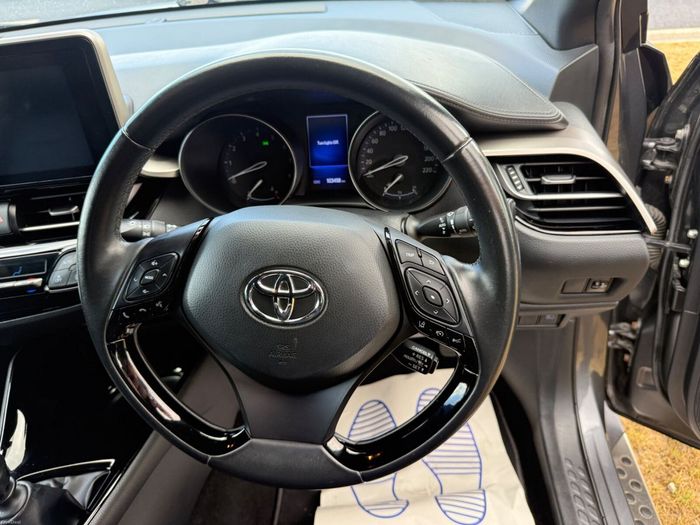 Toyota C-HR 2019