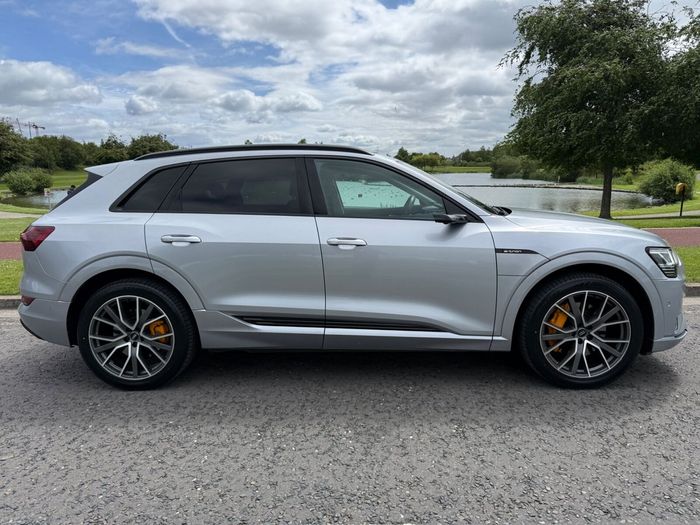 Audi E-Tron 2019